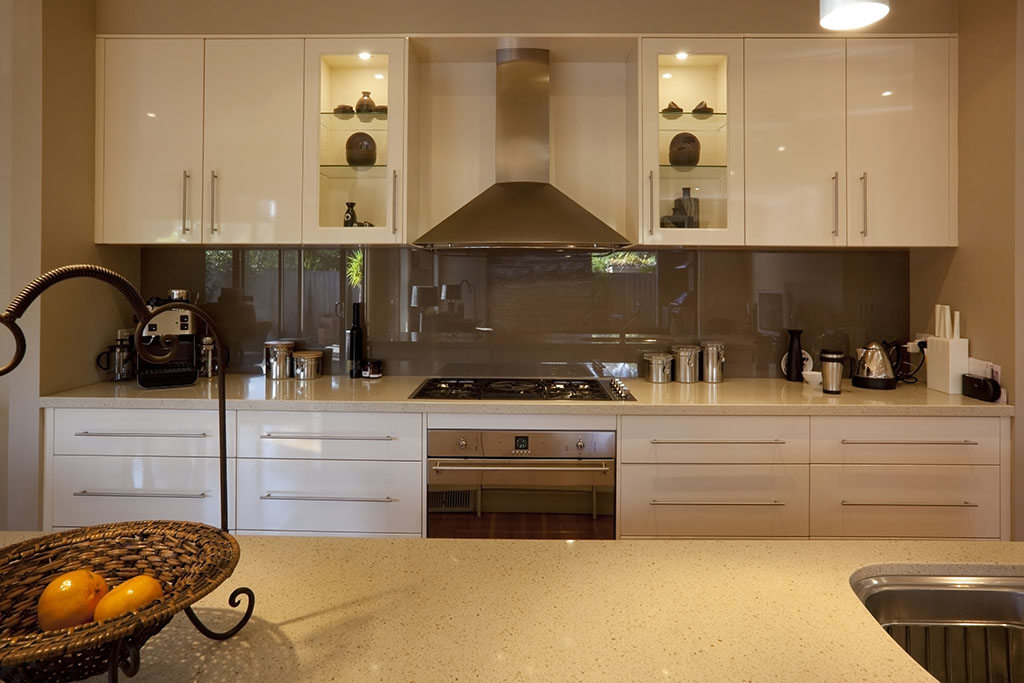 What Is a Glass Splashback and What Are the Benefits?